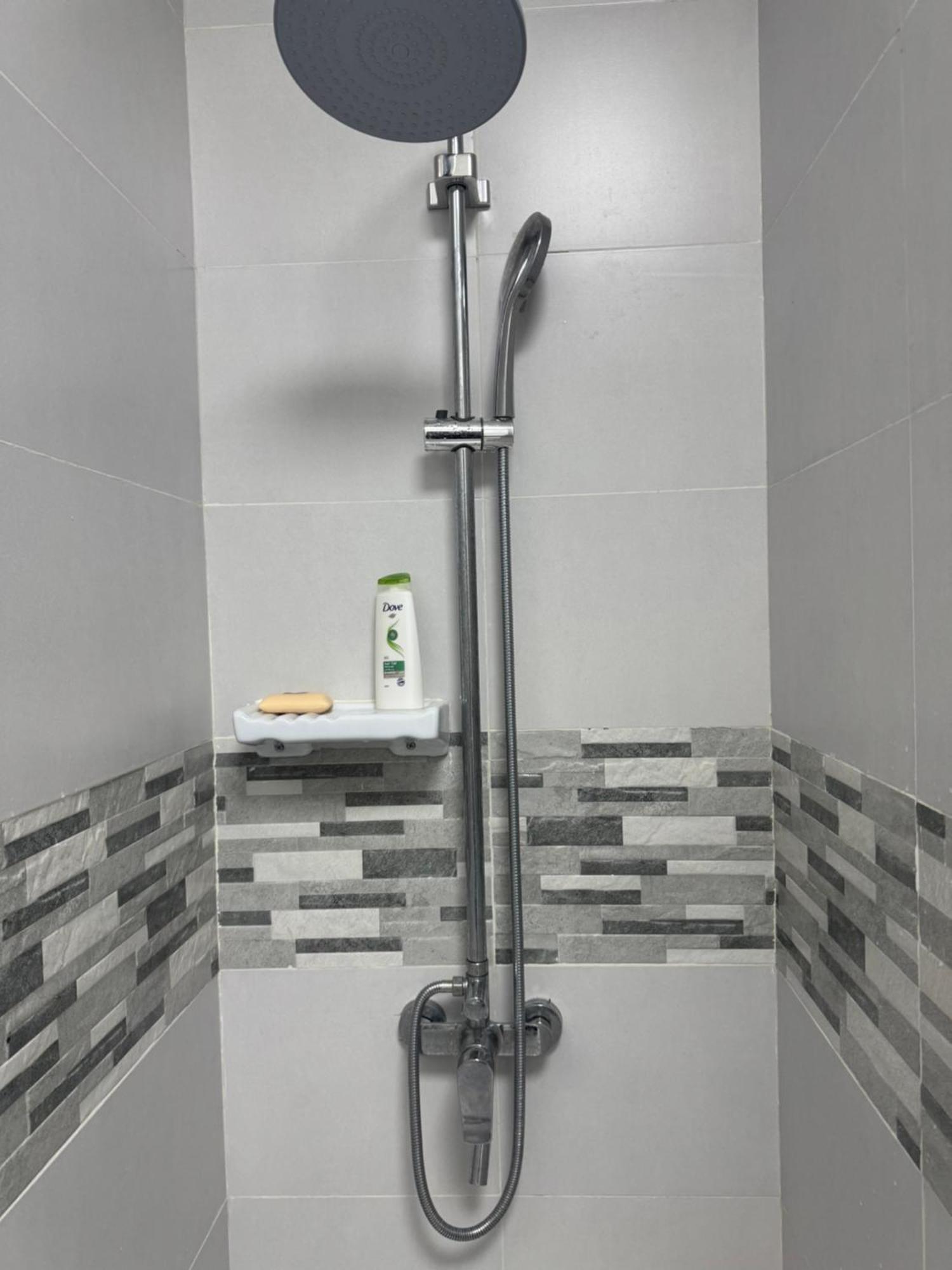Homestay Private Room With Attached Washroom In Villa In عجمان المظهر الخارجي الصورة